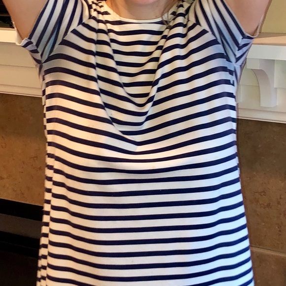 White and blue striped dress - Picture 2 of 4